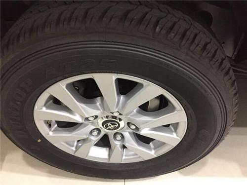 17款丰田酷路泽4000