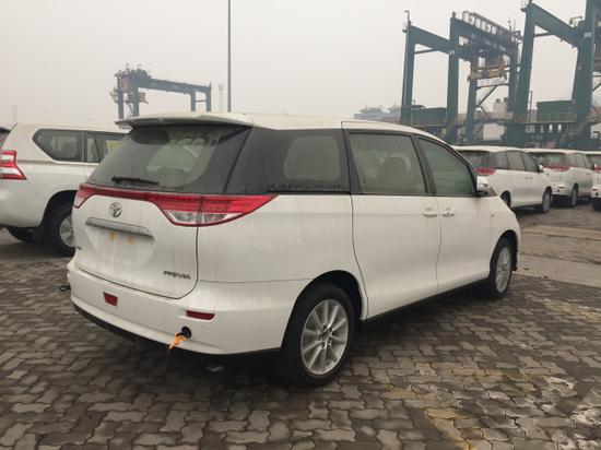 9J4v-fyixiay6120477.jpg