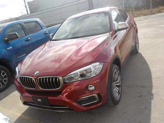 2017款宝马X6进口越野 奢华体验贵气十足