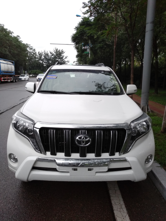 17款丰田霸道4000 豪华普拉多品质升级