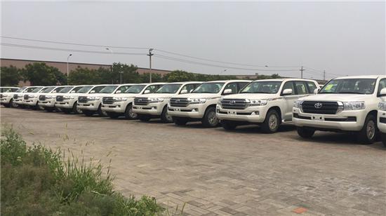 17款中东丰田酷路泽4000 品质越野时尚