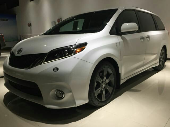 17款丰田塞纳全系优惠 进口商务品质极高