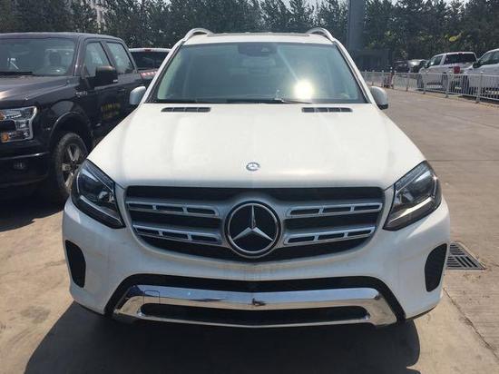 全新17款奔驰GLS450 高贵优雅秒杀到底