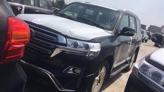 17款丰田酷路泽5700 英雄越野配置豪华