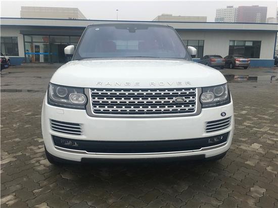 17款路虎揽胜行政 八月聚优惠现车低价