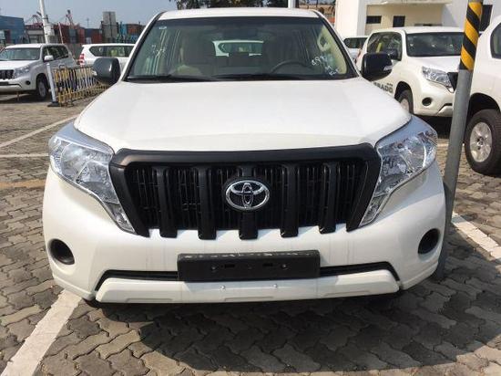 进口丰田普拉多2700 现车底价燃情钜惠