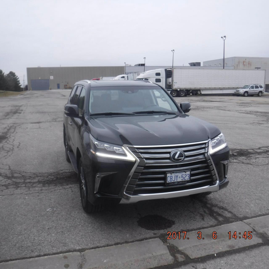 17款雷克萨斯LX570 中东版现车配置丰富