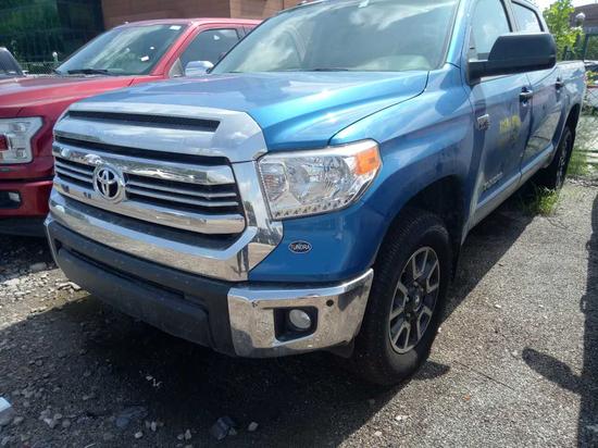 17款丰田坦途皮卡天津港口底价大促销