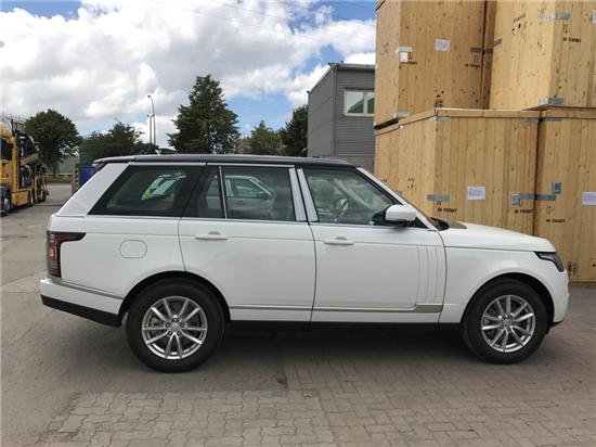 17款路虎揽胜行政HSE天津现车打税放价优