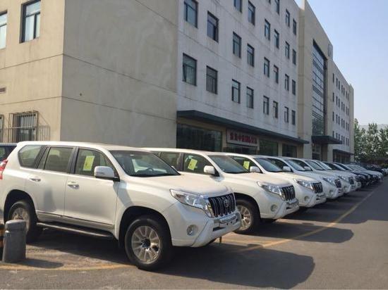 17款丰田霸道4000 港口现车大促优惠多