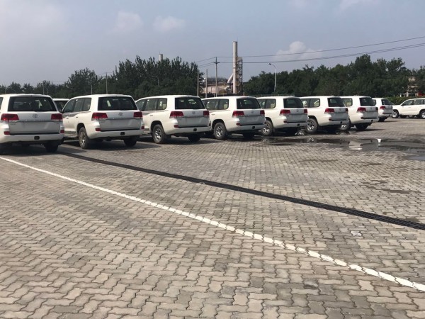 丰田酷路泽4000价格 17款现车配置解析