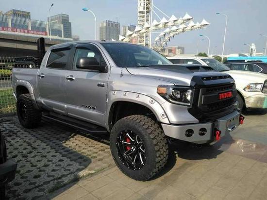 丰田坦途SR5 改装现车试驾效果