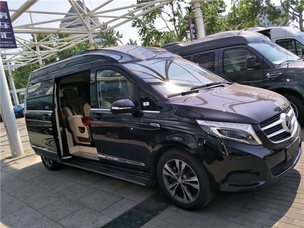 17款进口奔驰V260商务 豪华改装品质高端