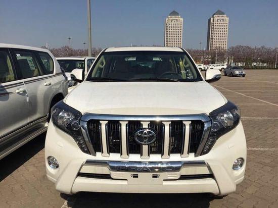 2017款丰田霸道2700 中东版低价优惠多