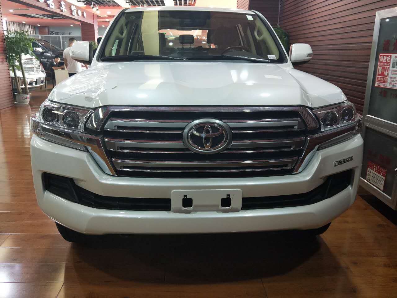 17款丰田酷路泽4000 高配越野超值裸利