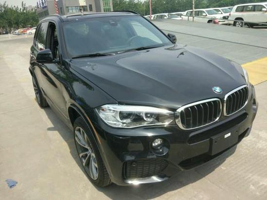 17款宝马X5天津港口大量现车优惠促销