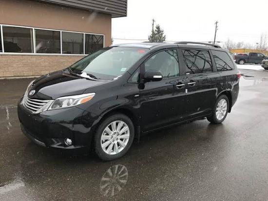 2017款丰田塞纳最新报价 现车促销全国