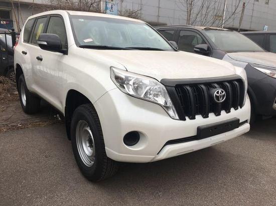 2017款丰田霸道2700 中东版促销底价秒杀