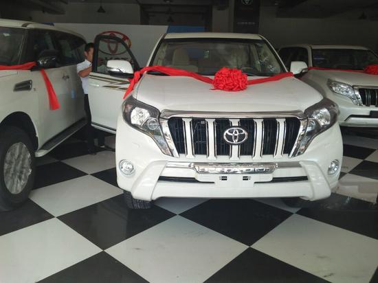 17款丰田霸道2700现车价格惊爆优惠多多