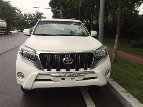 中东版丰田霸道2700港口特惠促销