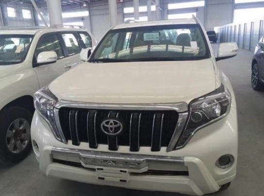 17款丰田霸道2700 进口普拉多降价到底