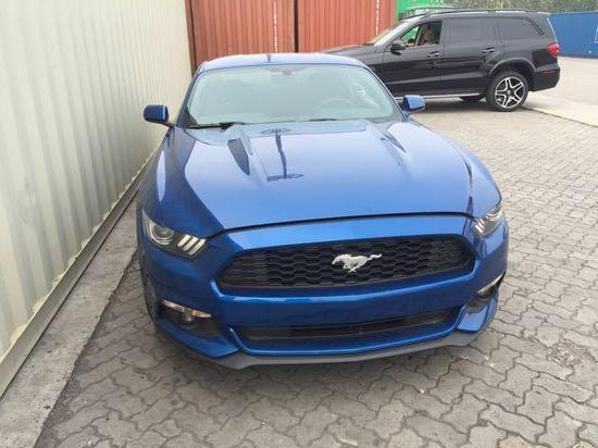 2017款福特野马2.3T 基本版标配现车特价