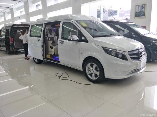 2017款奔驰威霆房车出行有保障嗨翻全场