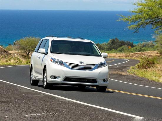 2017款丰田塞纳进口 商务豪车超低价优惠