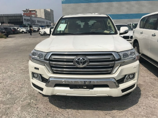 17丰田酷路泽4600中东版现车报价75万起