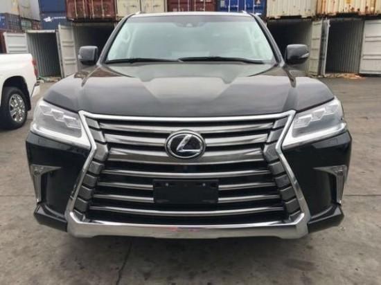 17款雷克萨斯LX570最新报价华贵质感