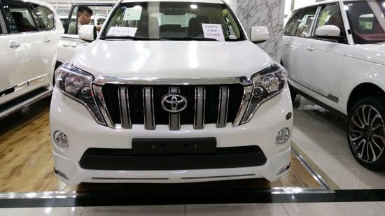 17款丰田霸道2700 车展实拍现车降价促销