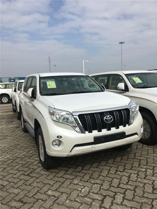 2017款丰田霸道2700 国庆狂放价全民抢