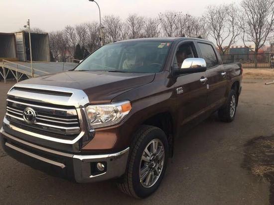 丰田坦途皮卡1794版车身大气全国最低价