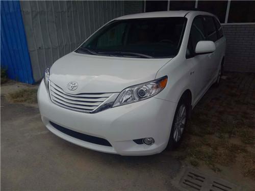 17款丰田塞纳降价 高端商务豪车最优惠