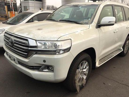 17款丰田酷路泽5700中东版现车性能极强