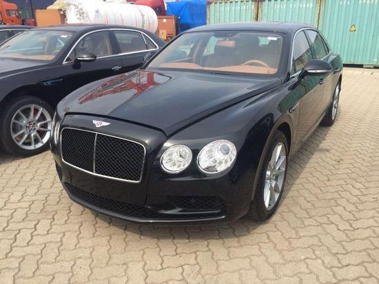 17款宾利飞驰V8S欧版现车 上牌无忧