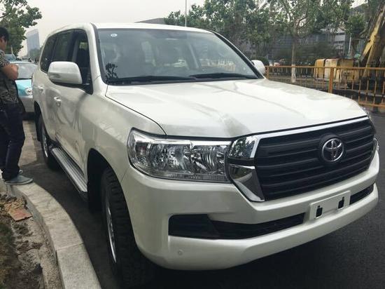 17款丰田酷路泽4000采用更多先进的技术