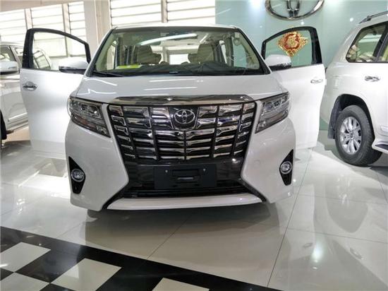 17款丰田埃尔法 本月低价促销中