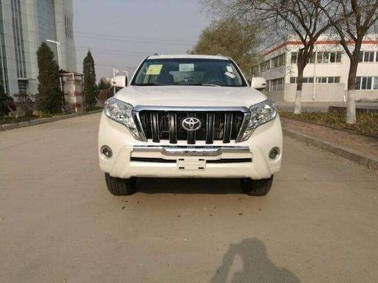 新款丰田霸道2700中东版 天窗后挂版现车