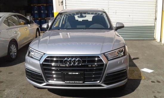 2018款奥迪Q5现车 最低油耗天津最低报价