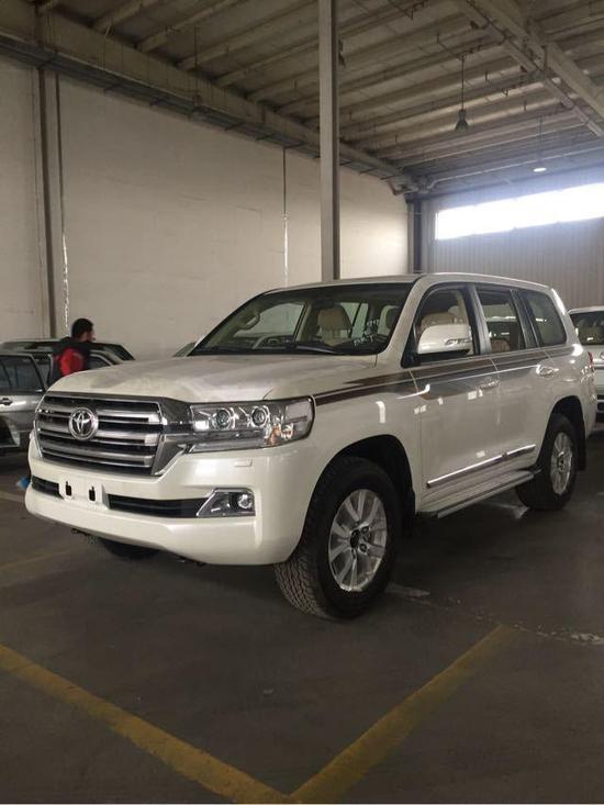 17款酷路泽4000给力优惠动力十足新报价