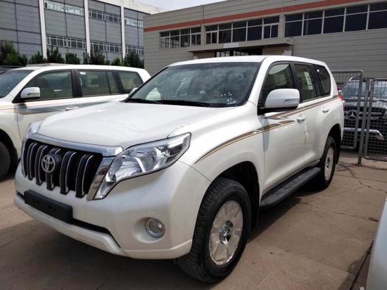 2017款丰田霸道2700 中东版现车超低价