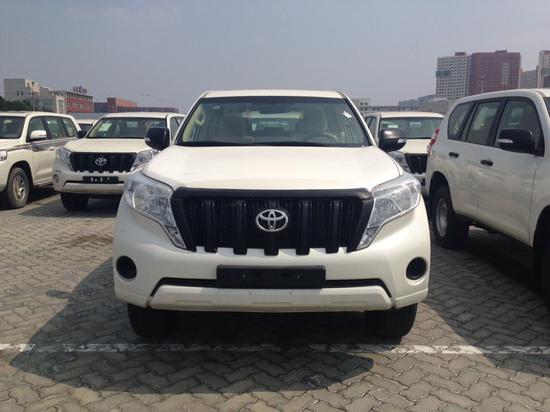 17款丰田霸道2700冬季来袭不畏冰雪