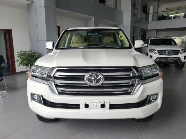 2017款丰田兰德酷路泽4000 现车大减价