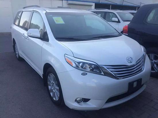 17款丰田塞纳四驱 舒适商务伴你随行