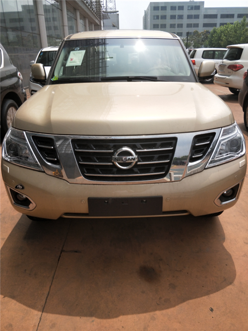 17款尼桑途乐5.6中东进口越野 巅峰让利