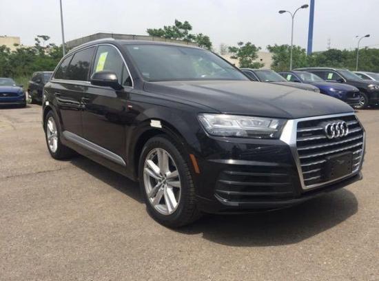 17款奥迪Q7 3.0T科技版豪华SUV现车降价