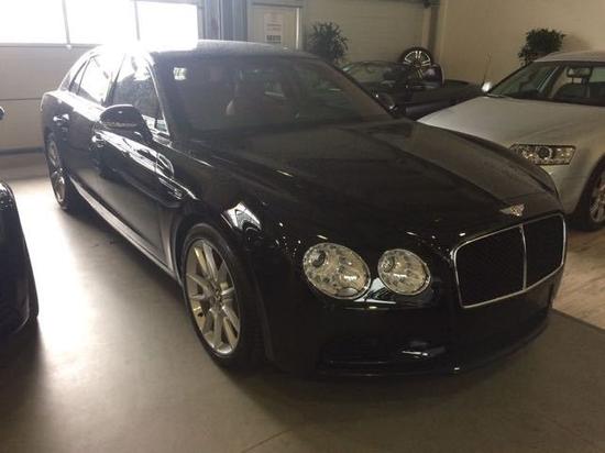 2017款宾利飞驰少花钱买好车最低成交价