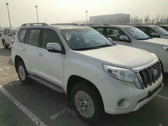 17款丰田霸道2700中东版降价优惠裸车