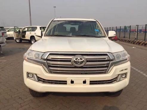 17款酷路泽4000冲砂加强版 越野之王促销